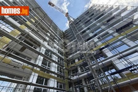 Тристаен, 110m²