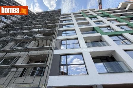 Тристаен, 110m²