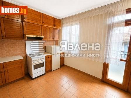 Двустаен, 65m²
