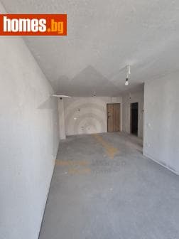 Двустаен, 77m²