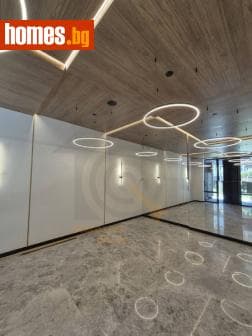 Двустаен, 77m²