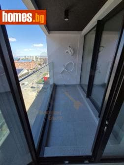Двустаен, 77m²