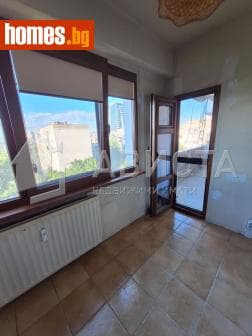 Двустаен, 68m²