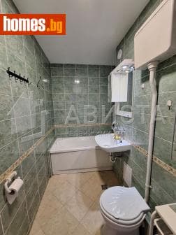 Двустаен, 68m²