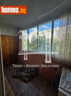 Двустаен, 69m²
