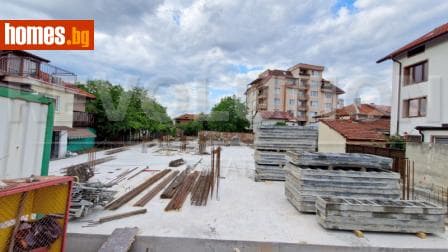 Тристаен, 113m²