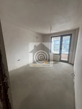 Продава 2-СТАЕН град София, Овча купел 2 162 225 € 317 284.52 лв.