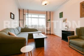Продава 2-СТАЕН град София, Изток 219 999 € 430 280.64 лв.