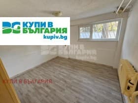 Продава 2-СТАЕН град София, Изток 110 000 € 215 141.30 лв.