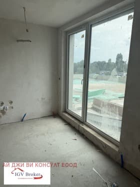 Продава 1-СТАЕН град София, Сердика 110 000 € 215 141.30 лв.