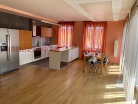 Продава 4-СТАЕН град София, в.з.Малинова долина 745 000 € 1 457 093.35 лв.