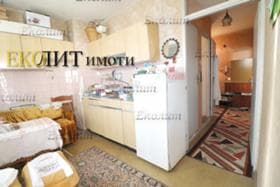 Продава 1-СТАЕН град София, Света Троица 180 000 € 352 049.40 лв.