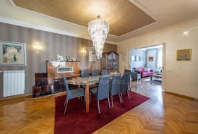 Продава 4-СТАЕН град София, Център 850 000 € 1 662 455.50 лв.