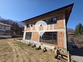 Продава КЪЩА град София, с. Панчарево 620 000 € 1 212 614.60 лв.
