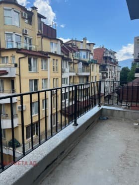 Продава 3-СТАЕН град София, Редута 269 000 € 526 118.27 лв.