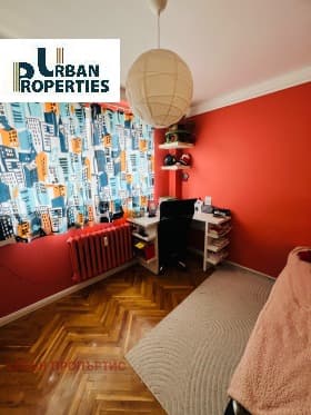 Продава 3-СТАЕН град София, Бъкстон 234 999 € 459 618.09 лв.