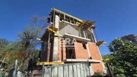 Продава МЕЗОНЕТ град София, Банишора 179 000 € 350 093.57 лв.