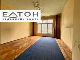 Продава 3-СТАЕН град София, Яворов 298 000 € 582 837.34 лв.