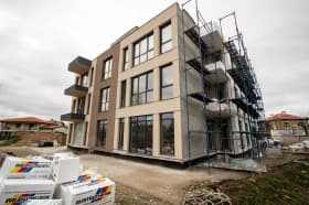 Продава 3-СТАЕН град София, Враждебна 301 400 € 589 487.16 лв.