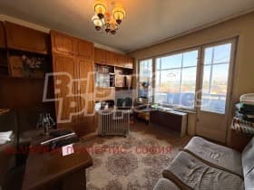 Продава 2-СТАЕН град София, Сухата река 155 000 € 303 153.65 лв.