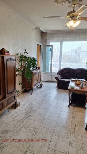 Продава 3-СТАЕН град София, Красна поляна 2 169 990 € 332 471.54 лв.