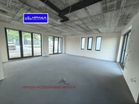 Продава КЪЩА град София, с. Панчарево 586 400 € 1 146 898.71 лв.