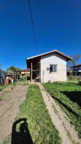 Продава КЪЩА град София, с. Горни Богров 290 000 € 567 190.70 лв.