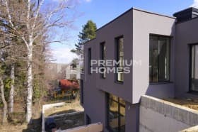 Продава КЪЩА град София, с. Бистрица 699 000 € 1 367 125.17 лв.