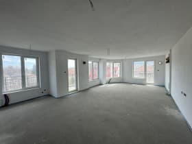 Продава 4-СТАЕН град София, Карпузица 449 900 € 879 927.92 лв.