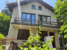 Продава КЪЩА град София, м-т Щъркелово гнездо 165 000 € 322 711.95 лв.