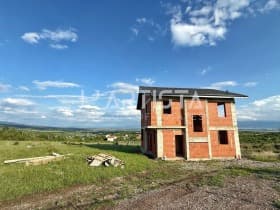 Продава КЪЩА град София, гр. Нови Искър 325 000 € 635 644.75 лв. Цената е без ДДС