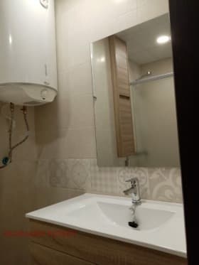 Продава 2-СТАЕН град София, Хиподрума 215 000 € 420 503.45 лв.