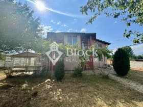 Продава КЪЩА град София, с. Герман 475 000 € 929 019.25 лв.