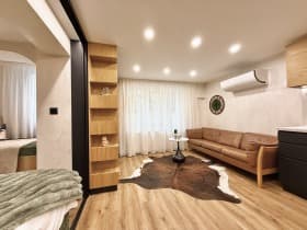 Продава 2-СТАЕН град София, Център 205 000 € 400 945.15 лв.