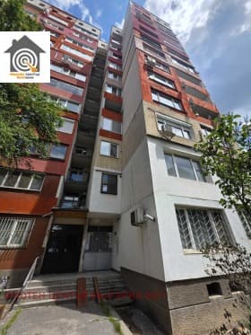 Продава 2-СТАЕН град София, Надежда 2 169 900 € 332 295.52 лв.