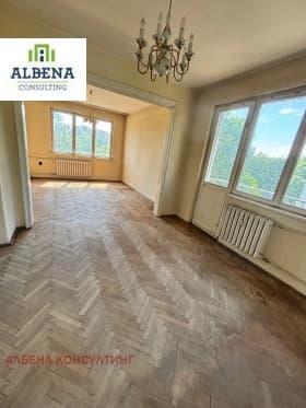 Продава 3-СТАЕН град София, Света Троица 208 000 € 406 812.64 лв.