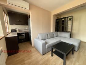 Продава 1-СТАЕН град София, Гео Милев 124 999 € 244 476.79 лв.