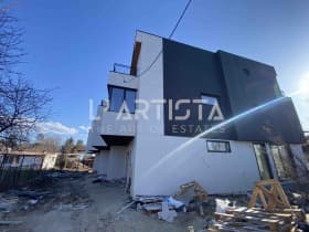 Продава КЪЩА град София, с. Герман 475 000 € 929 019.25 лв. Цената е без ДДС