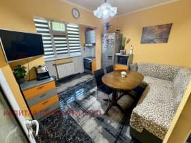 Продава 3-СТАЕН град София, Левски Г 199 000 € 389 210.17 лв.