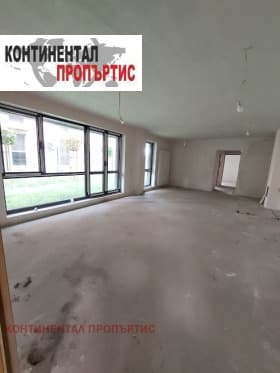 Продава 4-СТАЕН град София, Редута 332 000 € 649 335.56 лв.