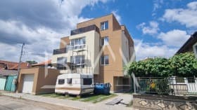Продава 3-СТАЕН град София, Враждебна 194 000 € 379 431.02 лв.