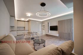Продава 3-СТАЕН град София, Симеоново 349 000 € 682 584.67 лв.