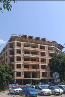 Продава 3-СТАЕН град София, Банишора 221 800 € 433 803.09 лв. Цената е без ДДС