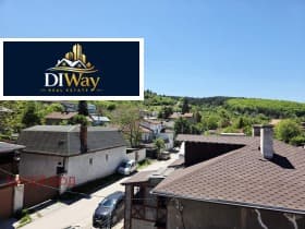 Продава 3-СТАЕН град София, с. Герман 291 327 € 569 786.09 лв.