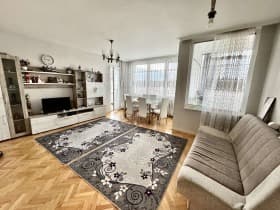 Продава 3-СТАЕН град София, Дианабад 289 900 € 566 995.12 лв.