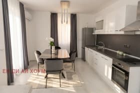Продава 2-СТАЕН град София, Люлин 10 219 000 € 428 326.77 лв.