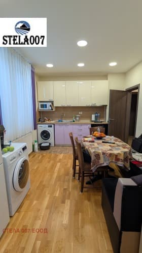 Продава 3-СТАЕН град София, Карпузица 250 000 € 488 957.50 лв.
