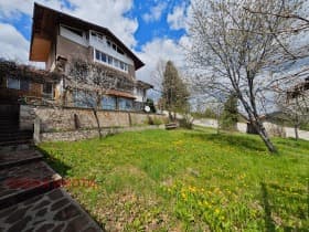 Продава КЪЩА град София, гр. Банкя 345 000 € 674 761.35 лв.