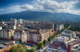 Продава 3-СТАЕН град София, Лагера 293 900 € 574 818.44 лв.