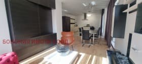Продава 4-СТАЕН град София, Изток 1 750 000 € 3 422 702.50 лв.